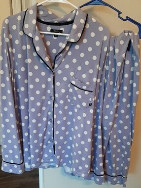 Simply Vera Vera Wang Lavender Polka Dot Pajama Top with White Dots & Pant Set